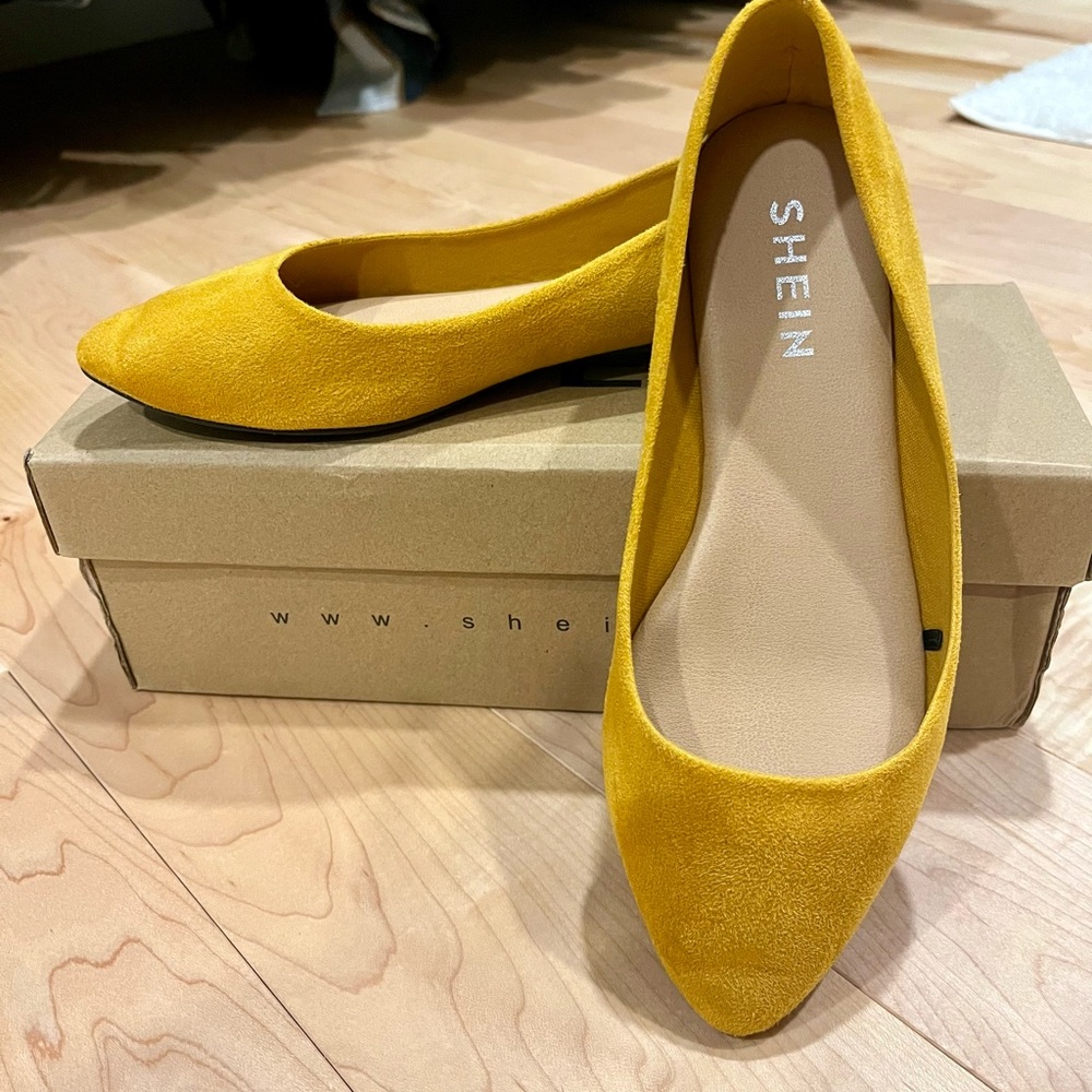 SHEIN Mustard Yellow Women's Flats